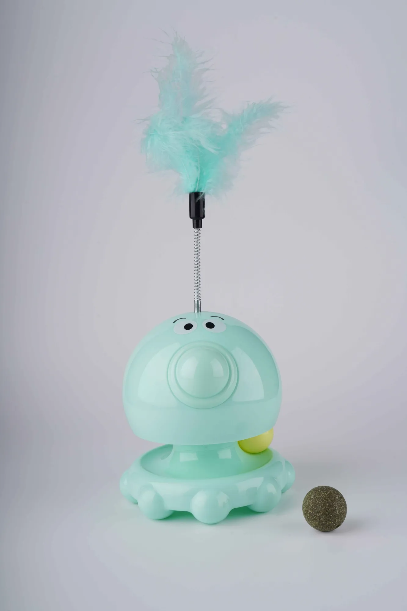 Companion Needs Tower Circle Feather Cat Toy view 1