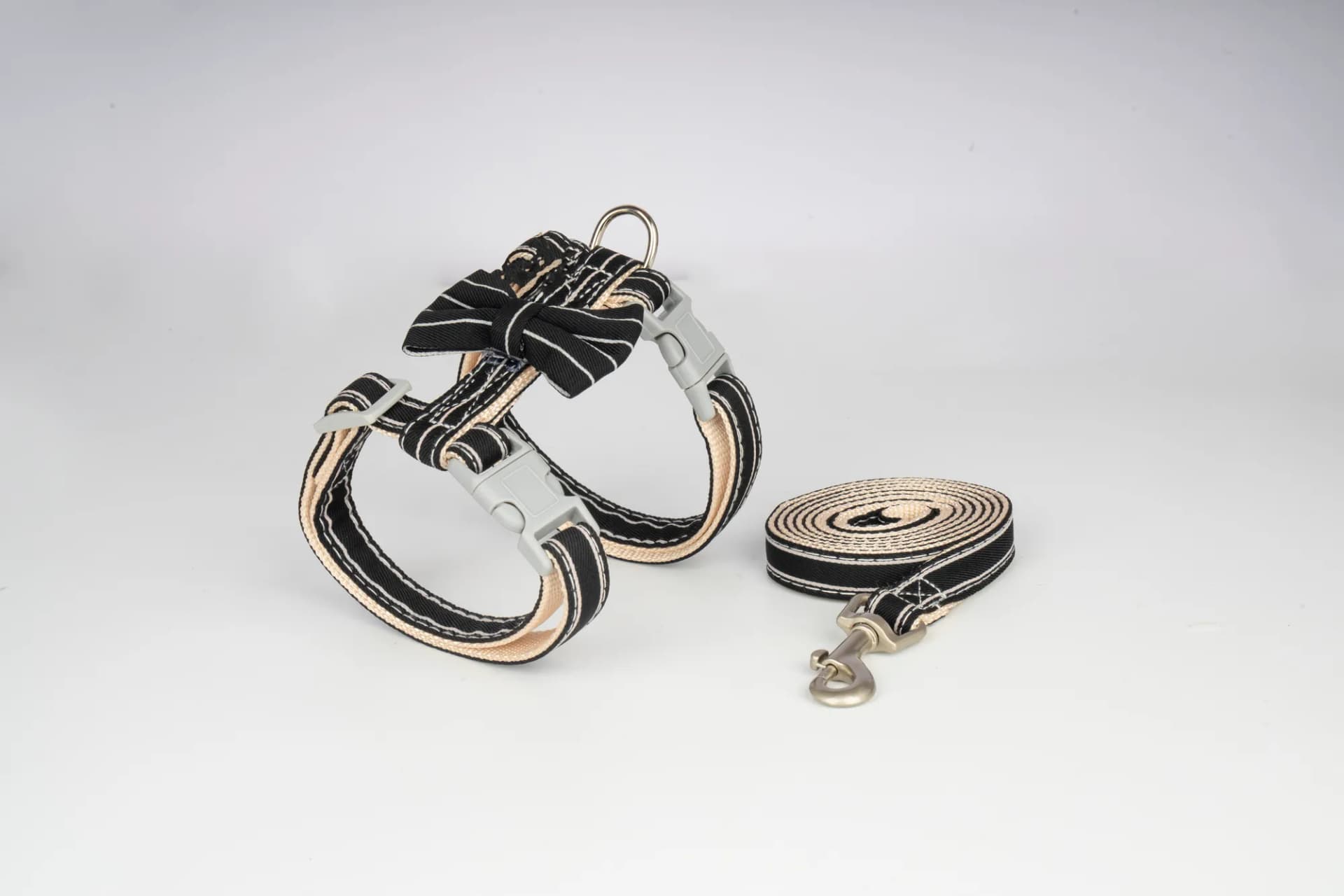 Companion Needs Cat Set Bow Harness view 3