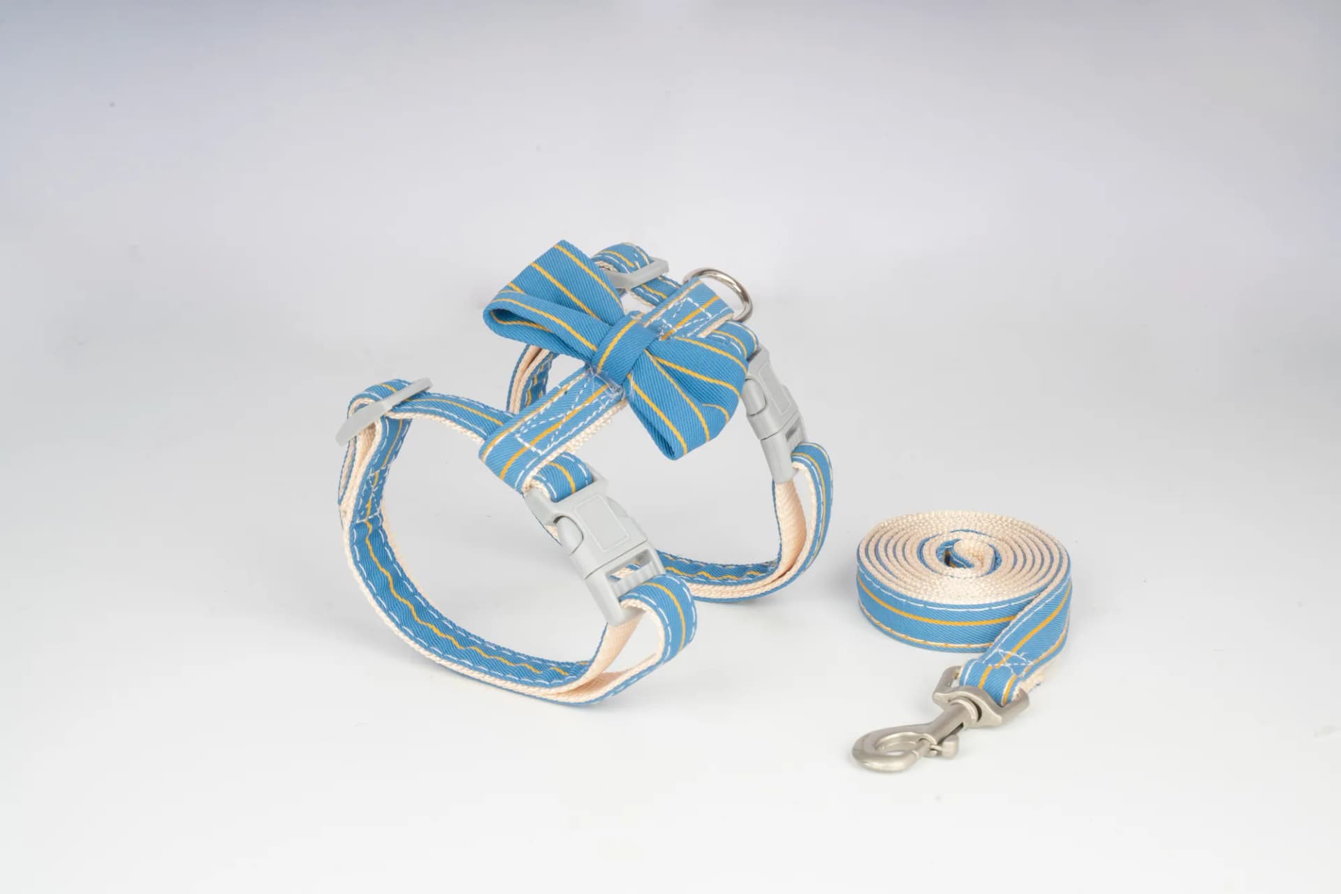Companion Needs Cat Set Bow Harness view 2